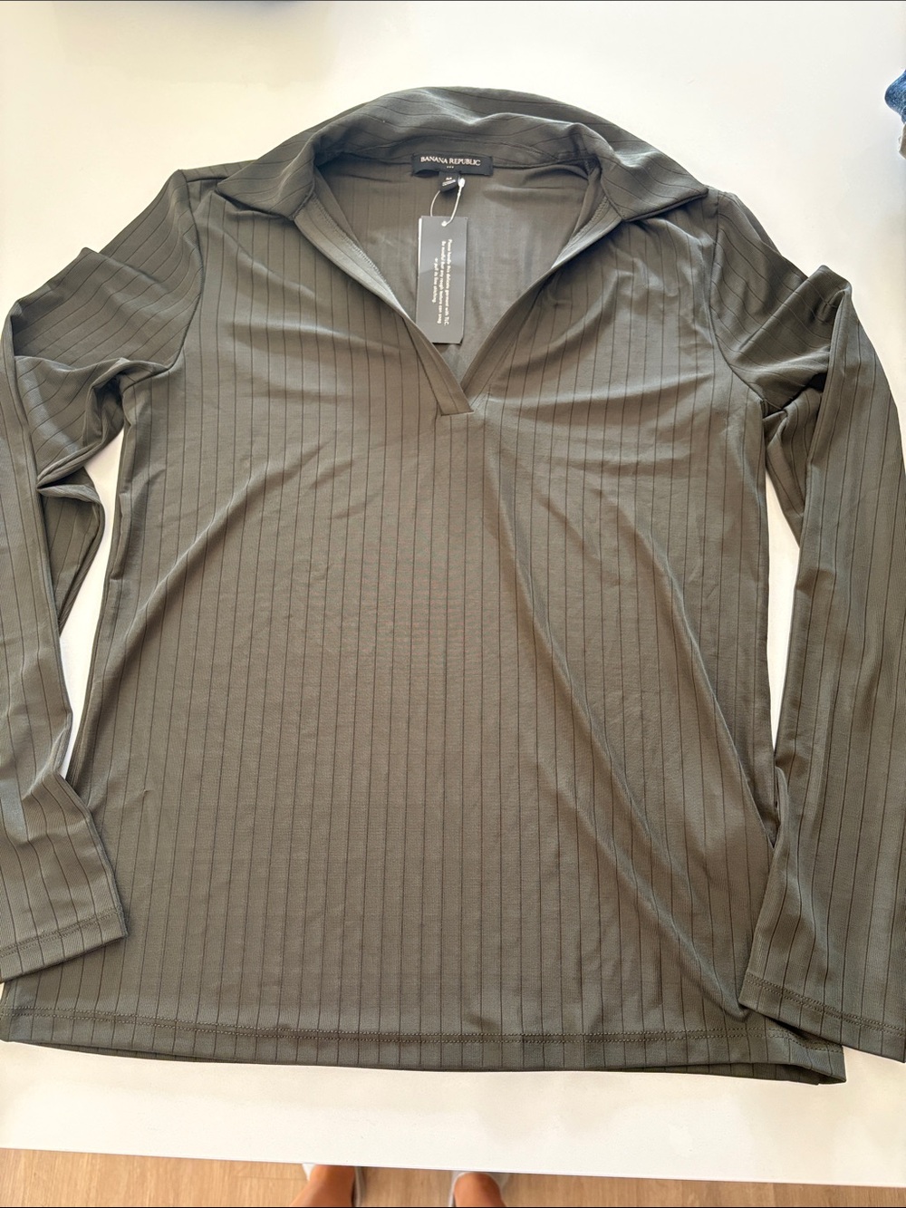 Banana Republic Olive Green Sheer Ribbed Collared V-Neck Long Sleeve Top
